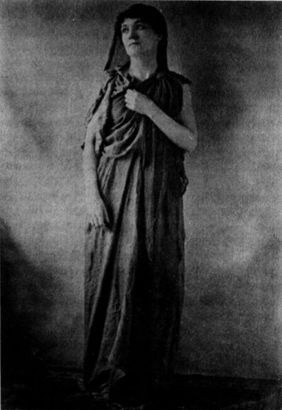 Florence Farr plays A Sicillian Idyll.png